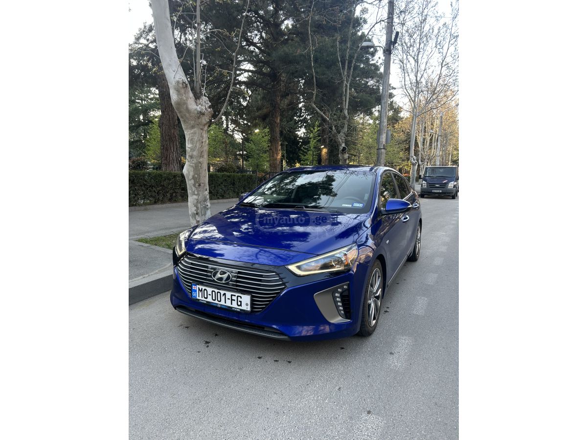Hyundai Ioniq - фото 1