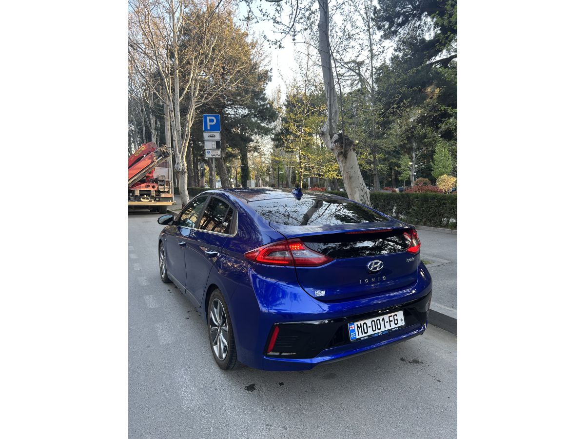 Hyundai Ioniq - фото 3