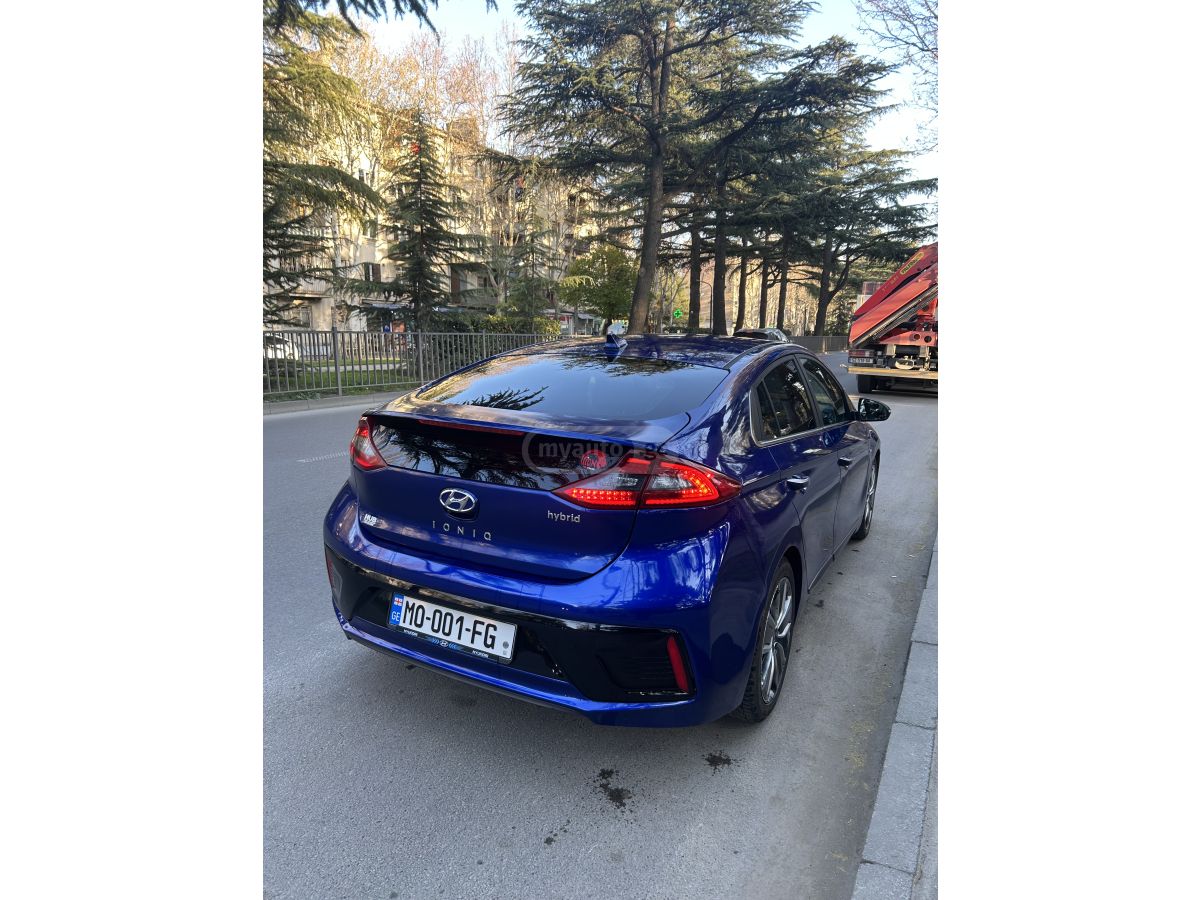 Hyundai Ioniq - фото 4