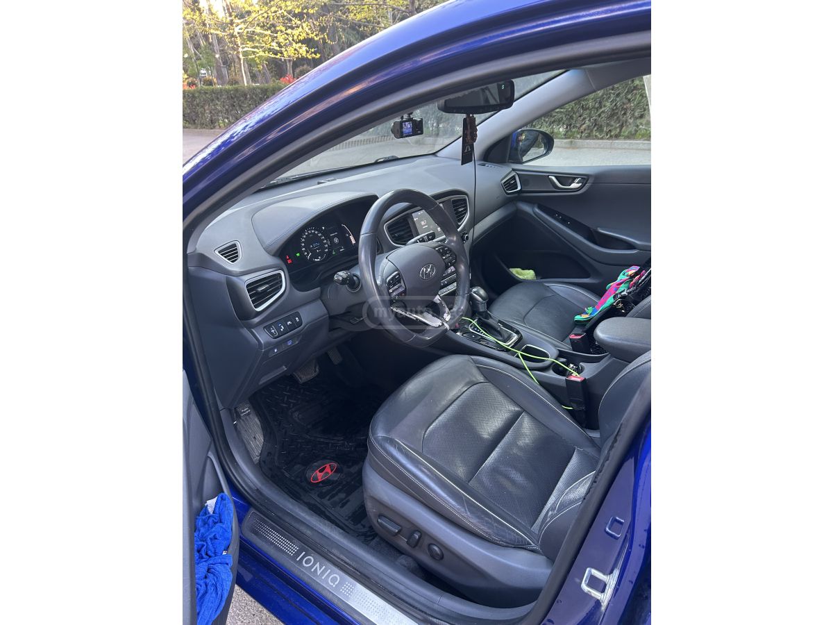 Hyundai Ioniq - фото 9