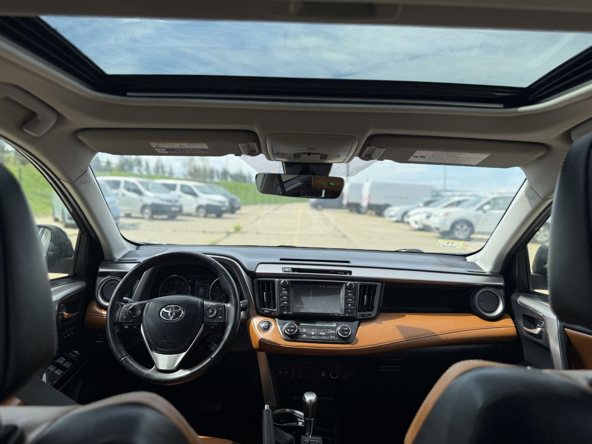 Toyota RAV 4 - фото 9