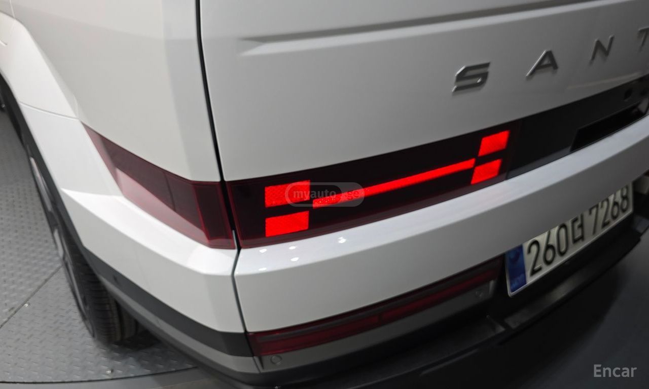 Hyundai Santa Fe - фото 7