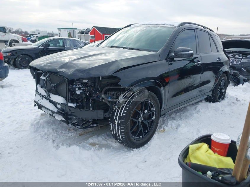 Mercedes-Benz GLE 450 AMG - фото 3
