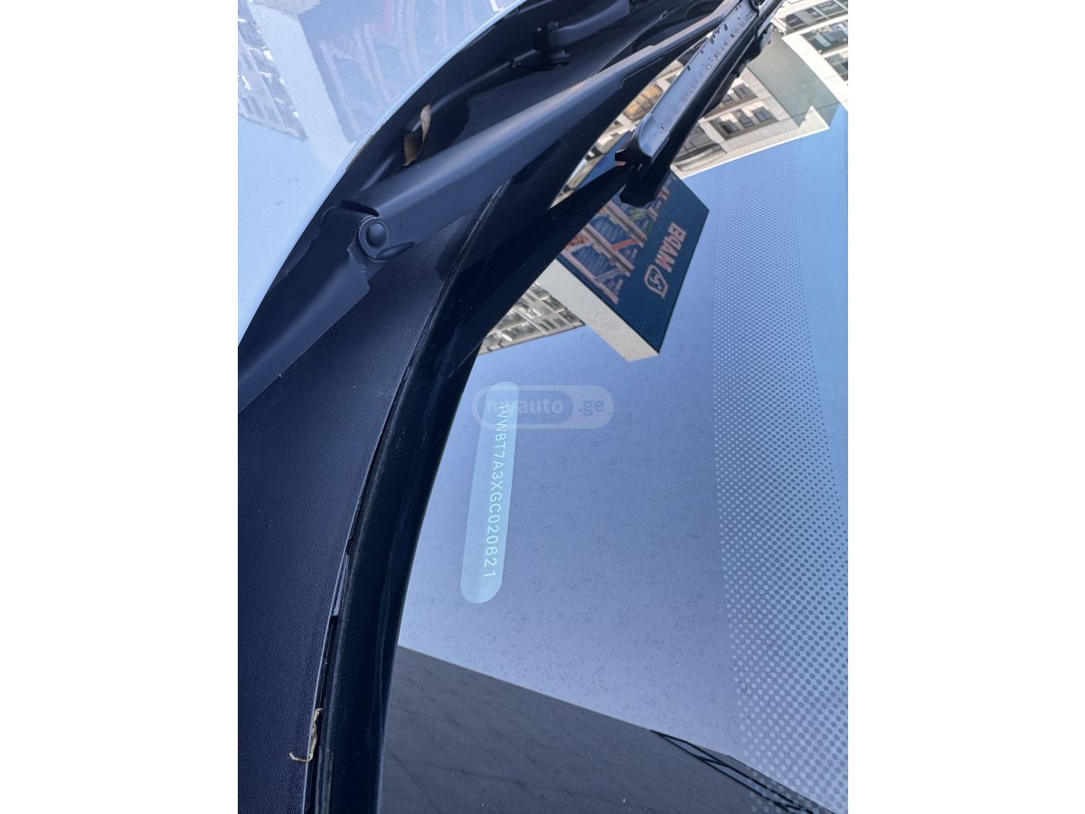 Volkswagen Passat - фото 15