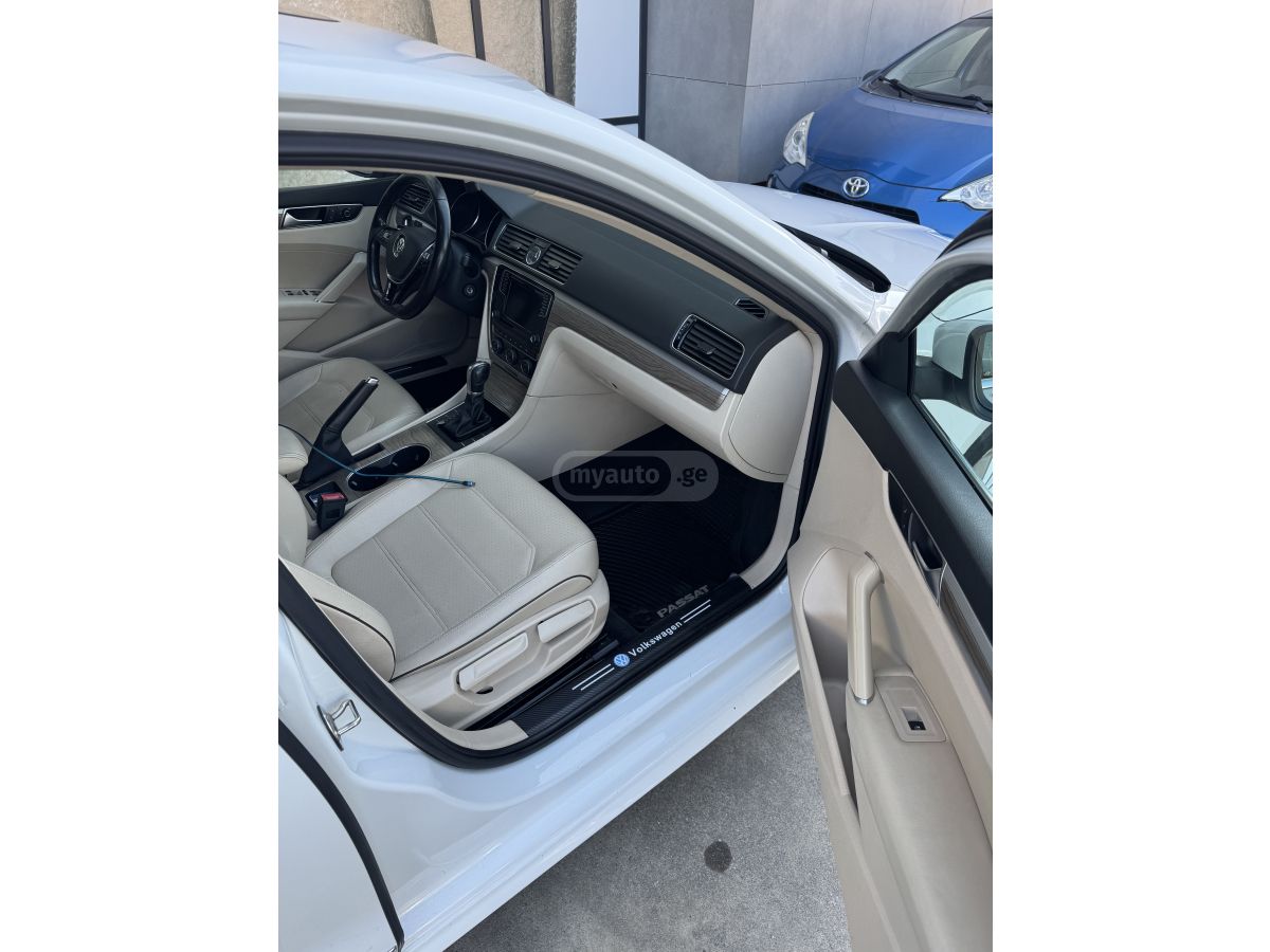 Volkswagen Passat - фото 9