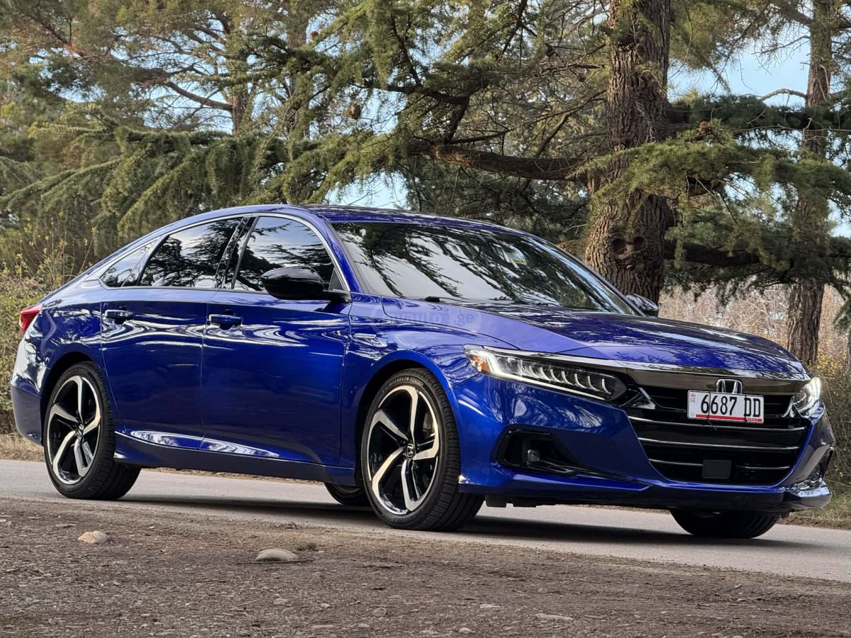 Honda Accord - фото 1