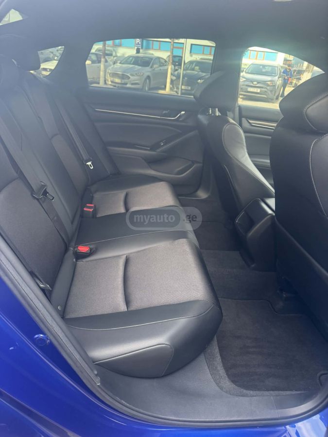 Honda Accord - фото 7