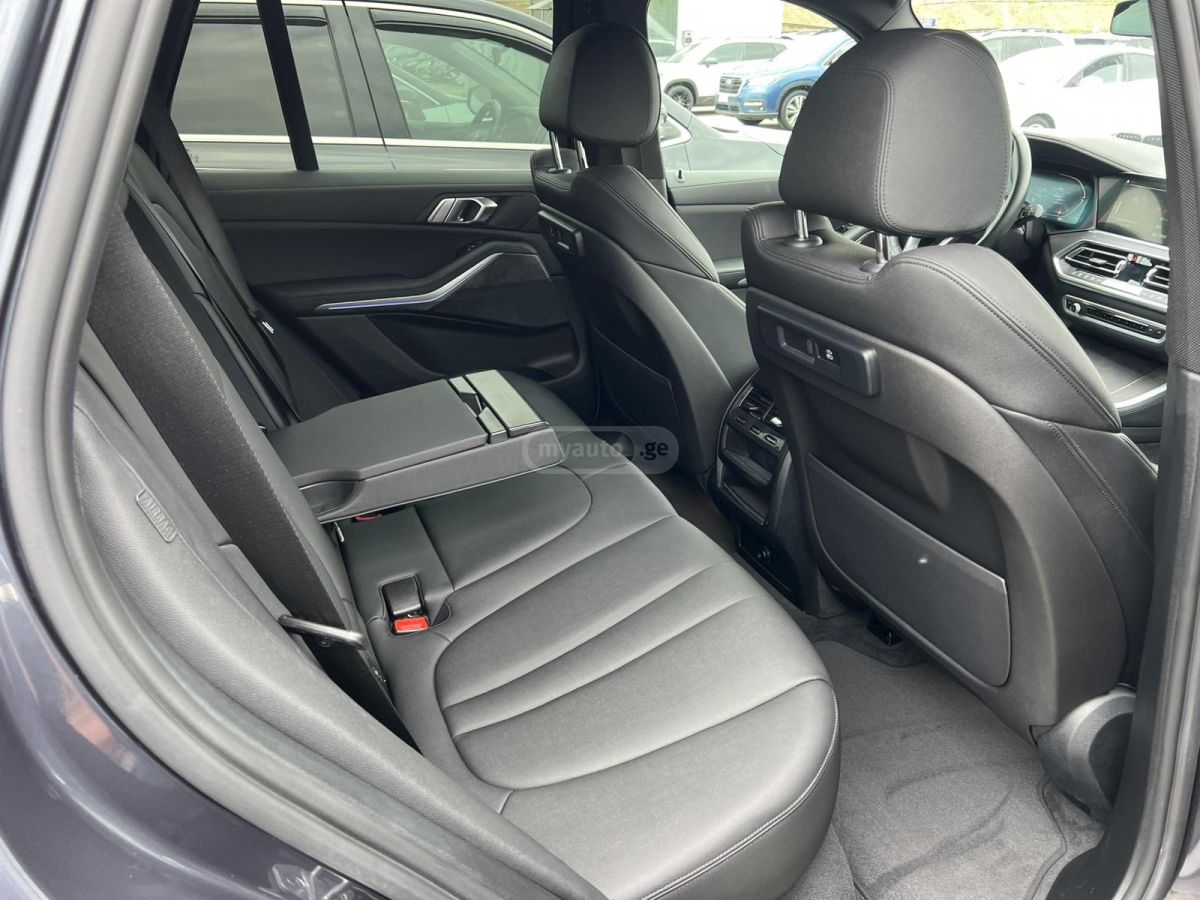 BMW X5 - фото 5