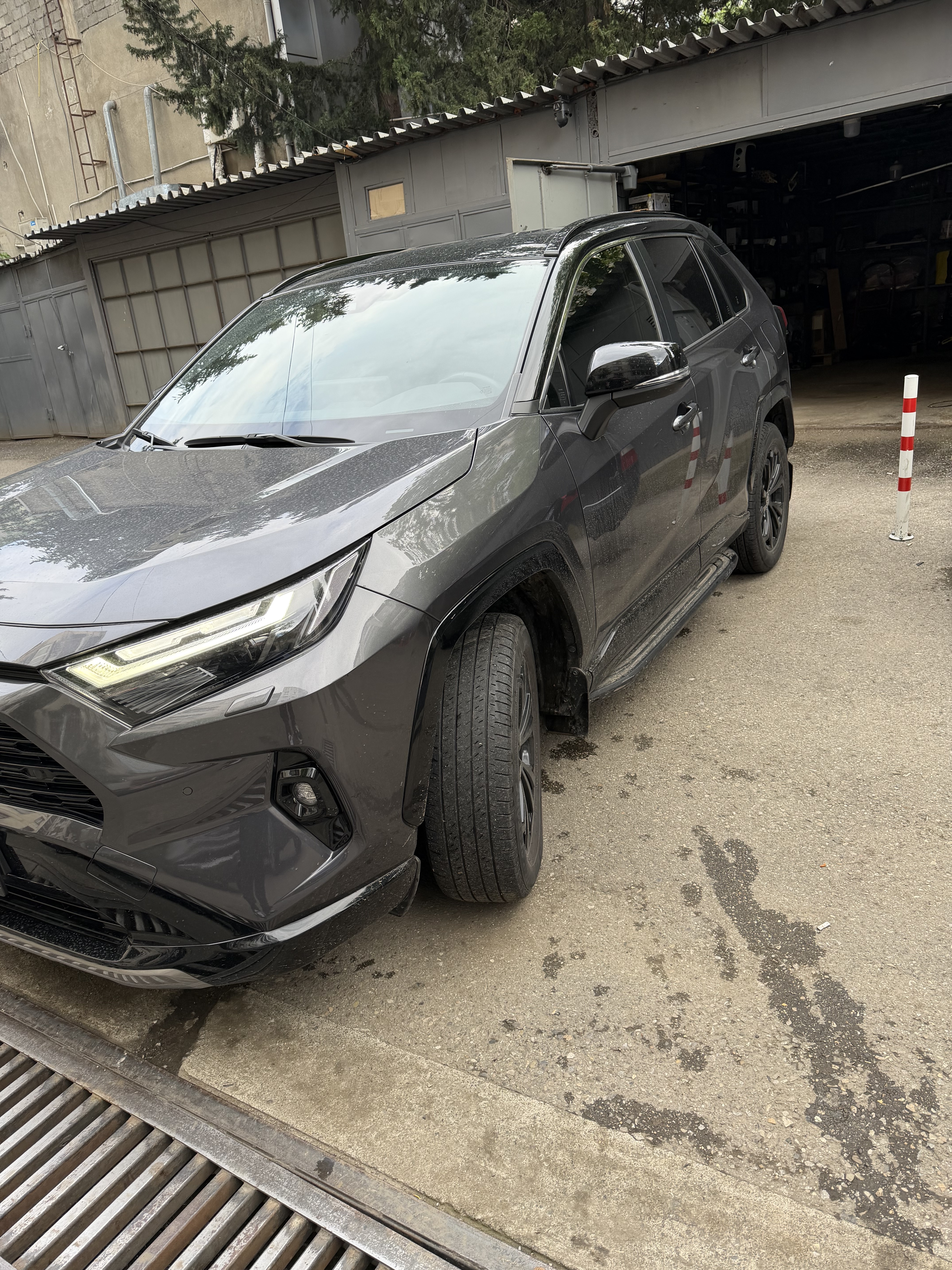 Toyota Rav 4 - фото 2