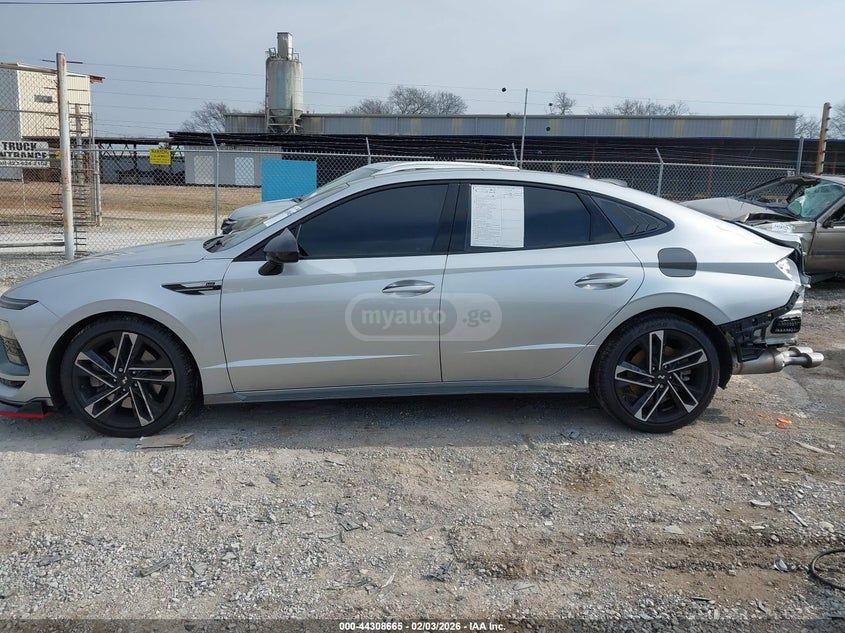 Hyundai Sonata 2025 — миниатюра 14