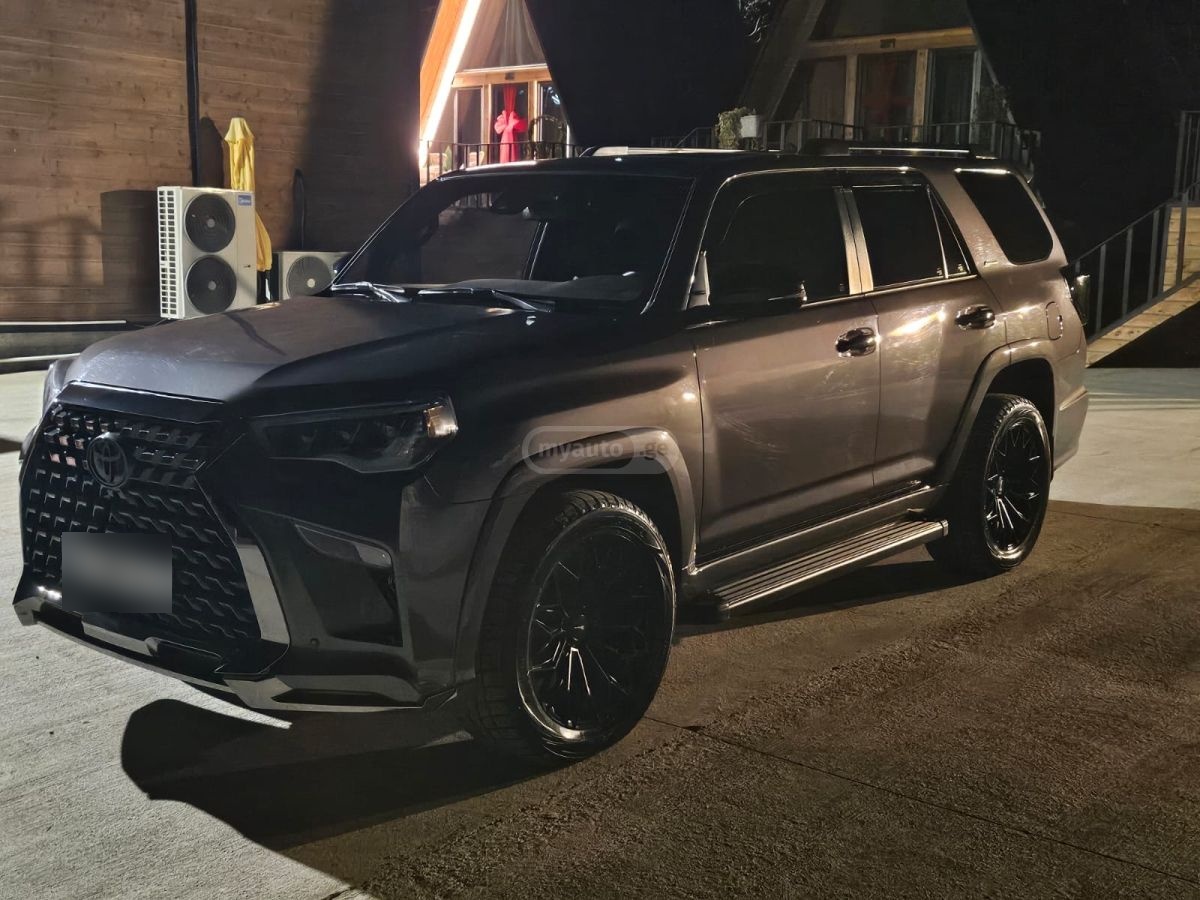 Toyota 4 Runner - фото 1