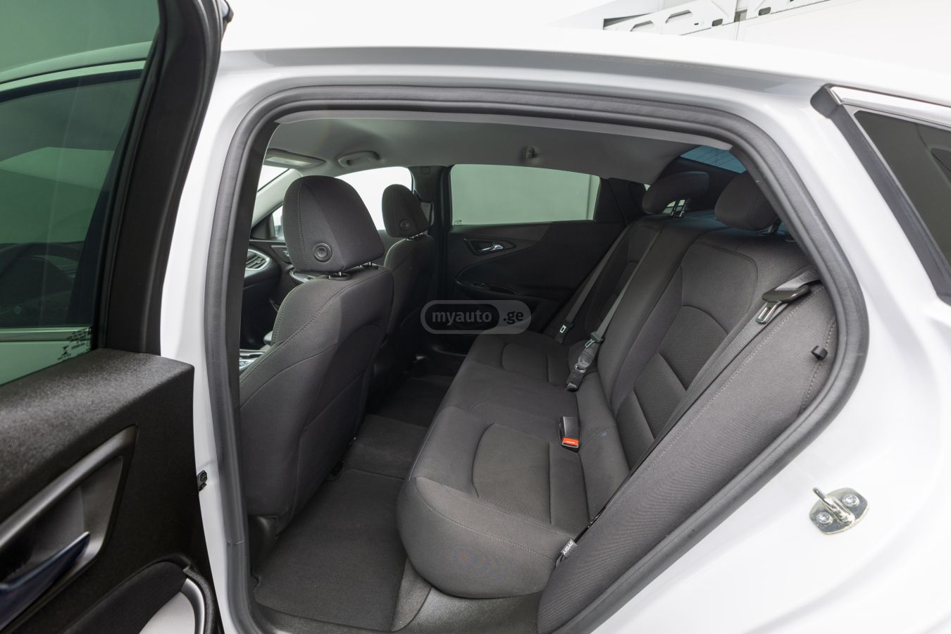 Chevrolet Malibu - фото 8