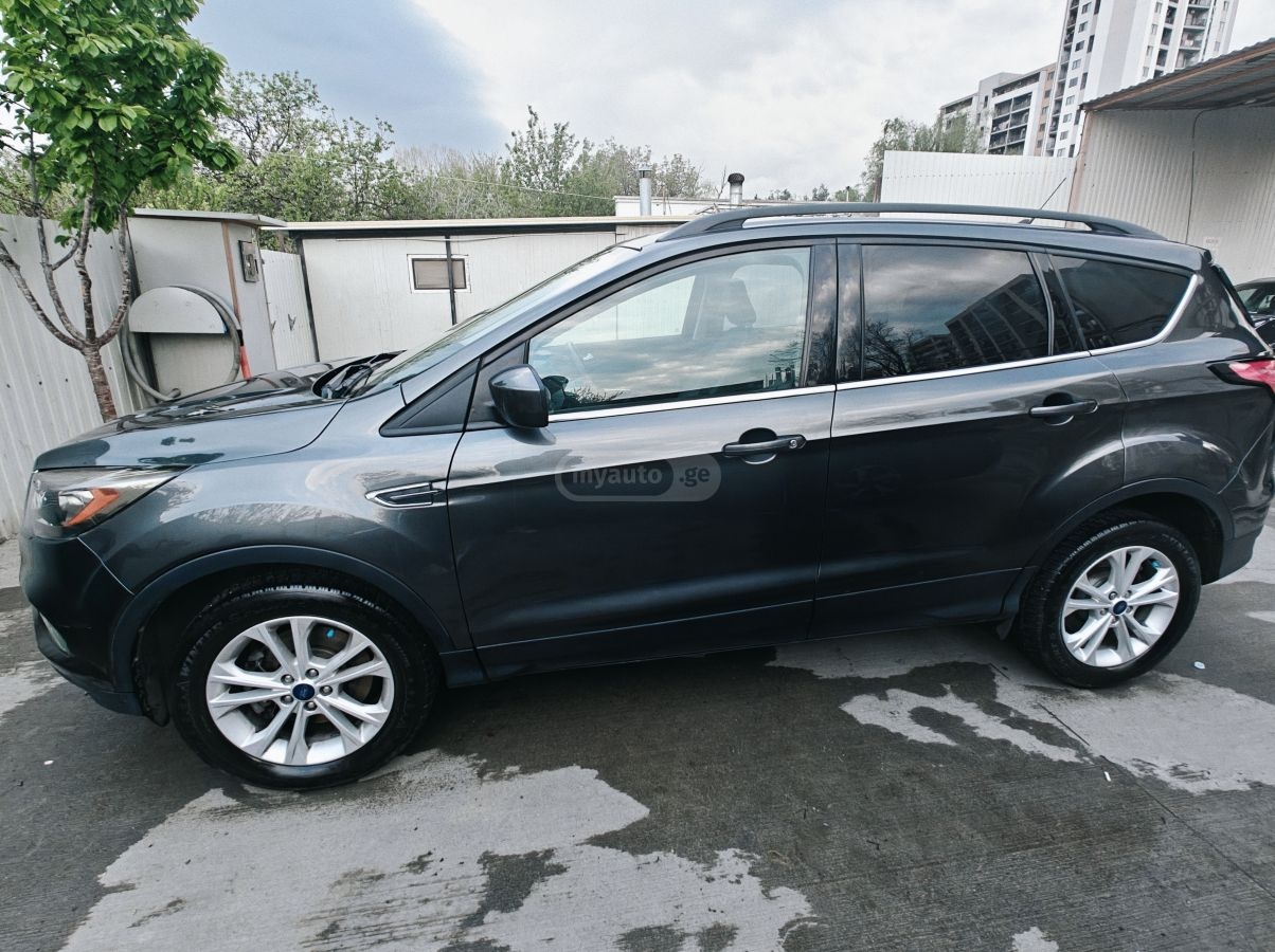 Ford Escape - фото 3
