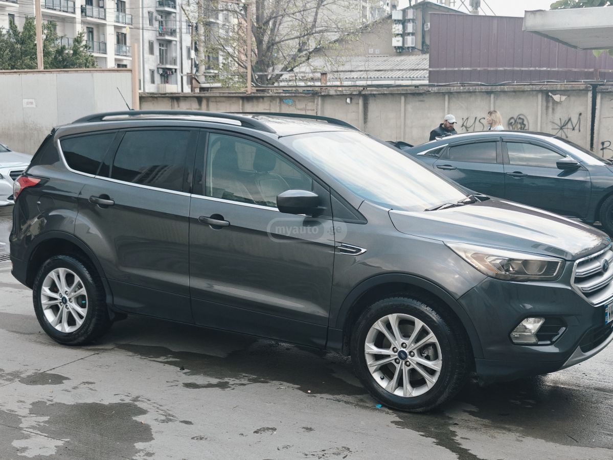 Ford Escape - фото 6