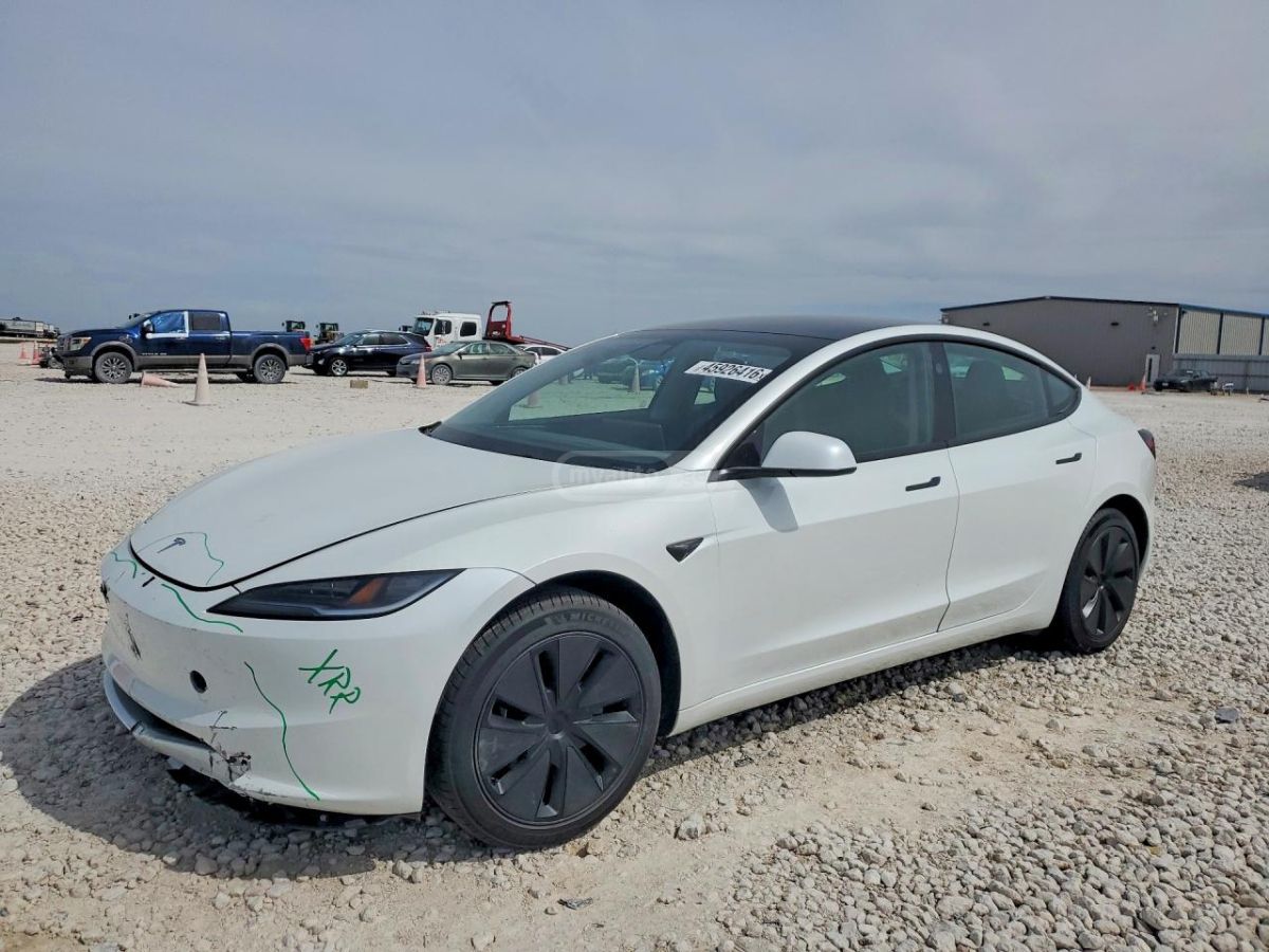 Tesla Model 3 - фото 5