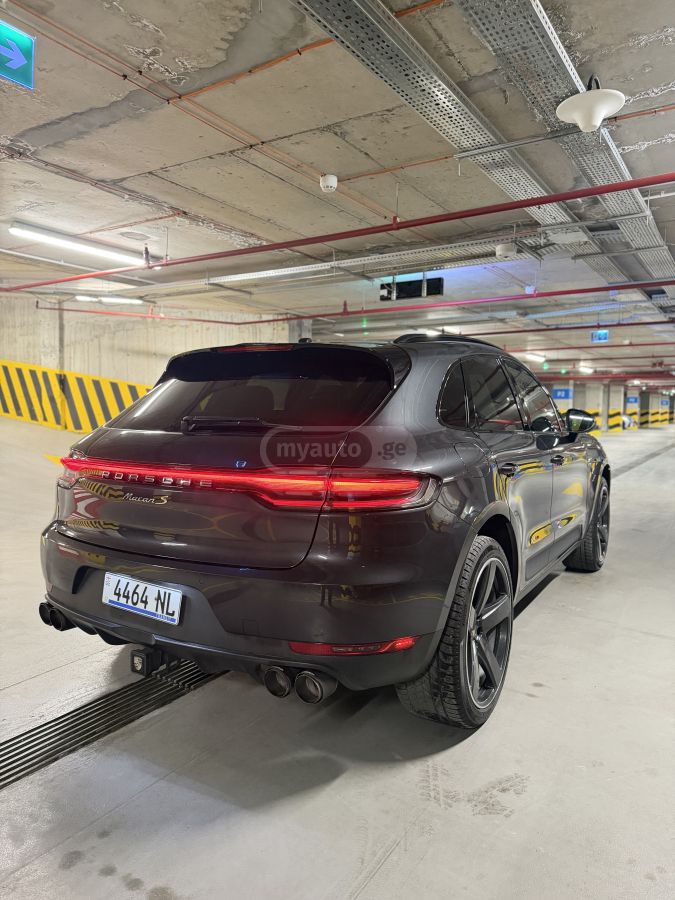 Porsche Macan - фото 11