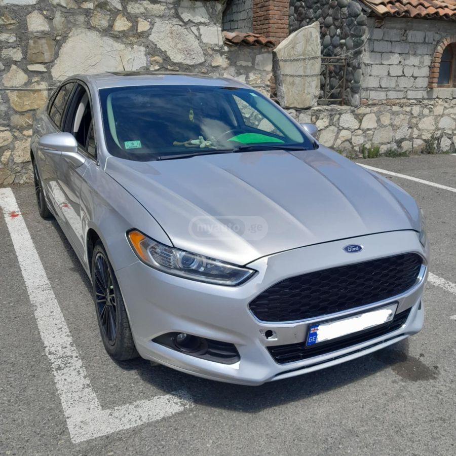 Ford Fusion - фото 1