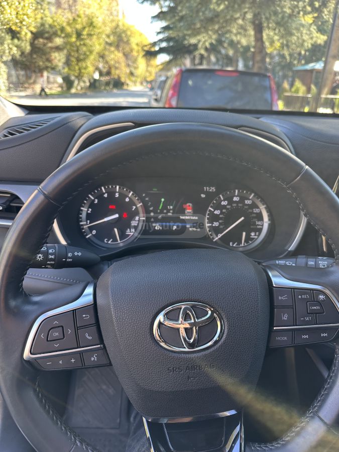 Toyota Highlander - фото 5