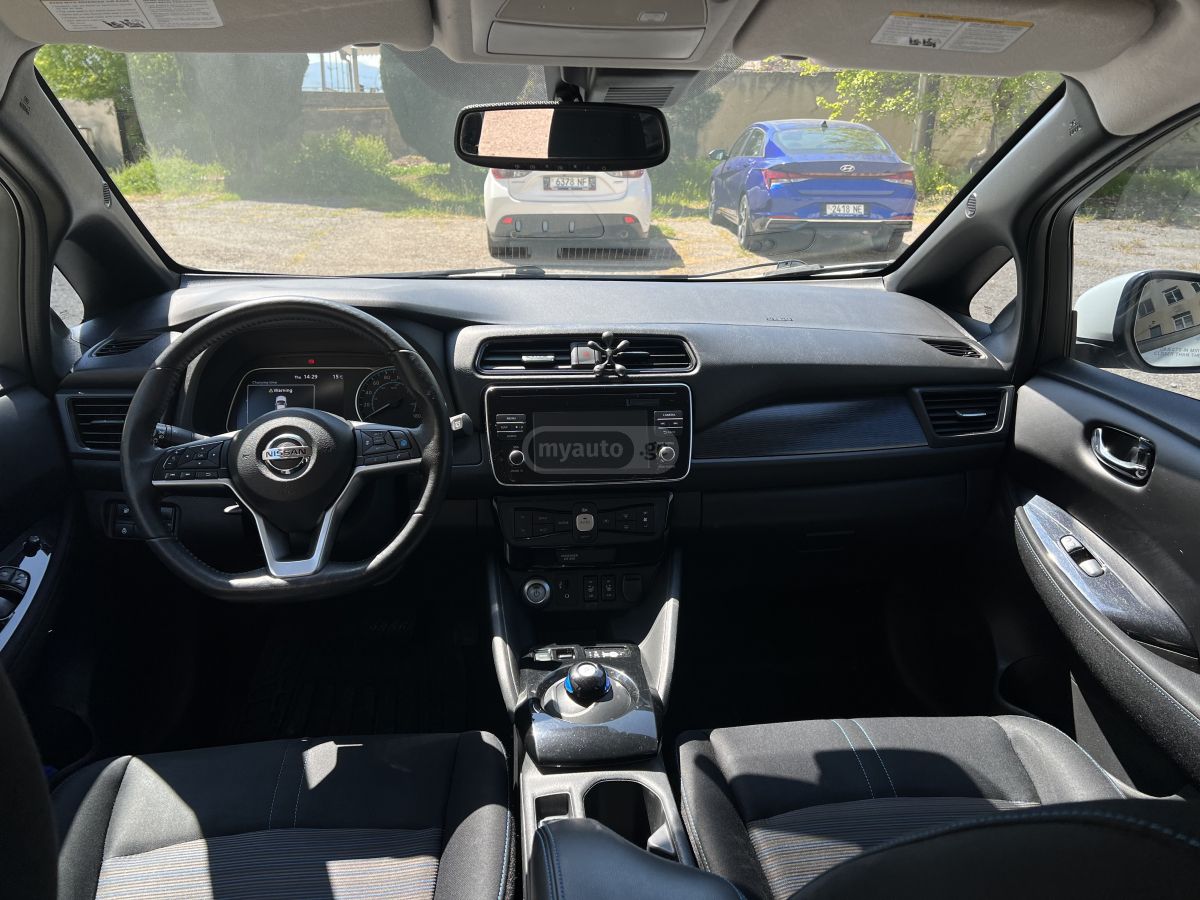 Nissan Leaf - фото 10