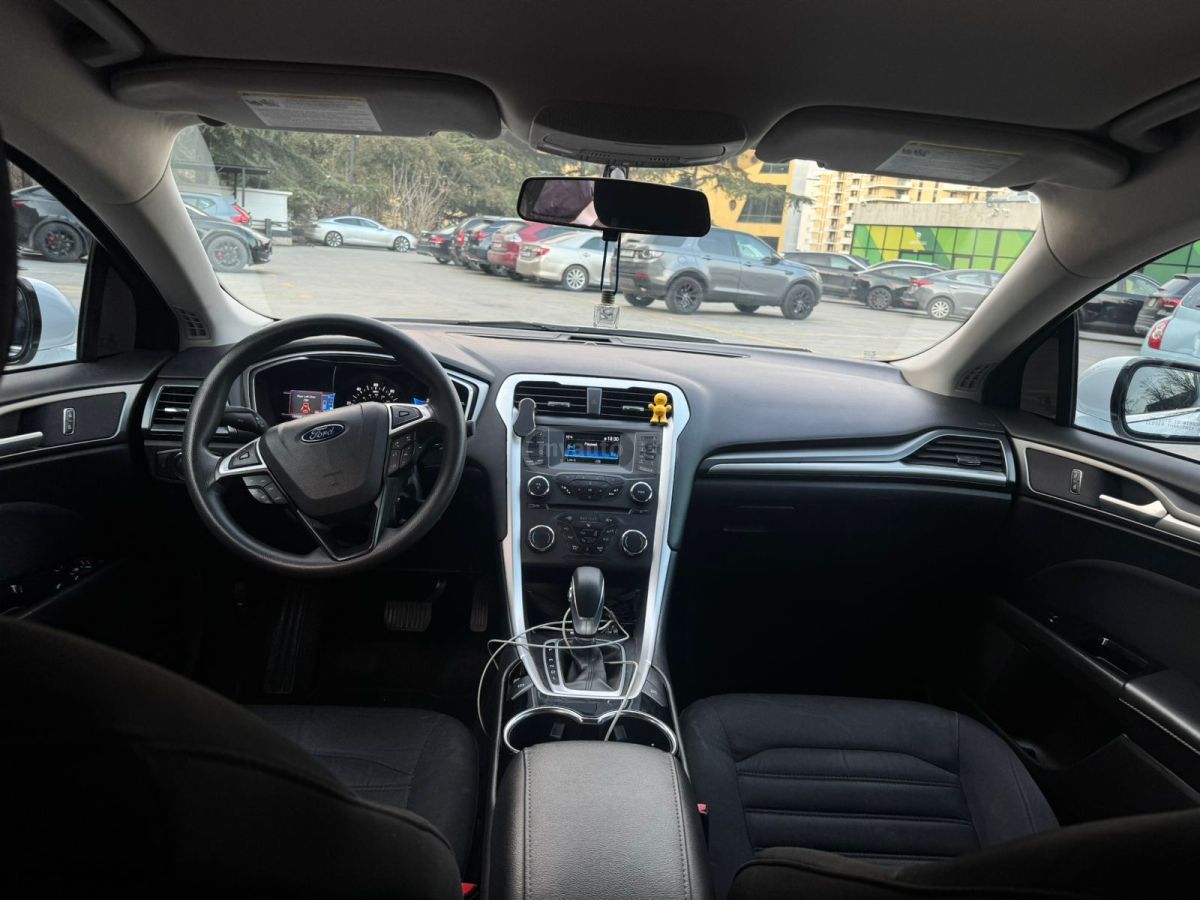 Ford Fusion - фото 4