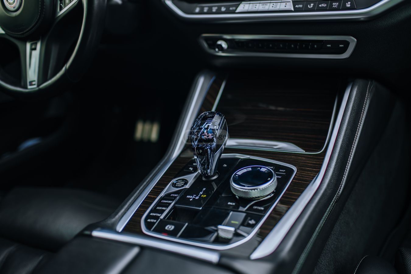 BMW X6 - фото 10