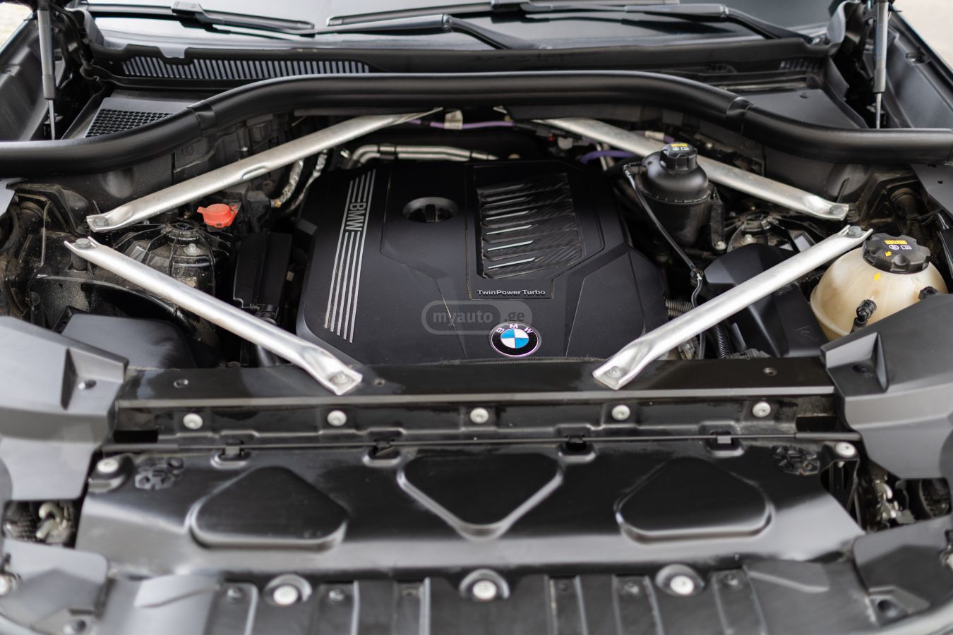 BMW X6 - фото 14