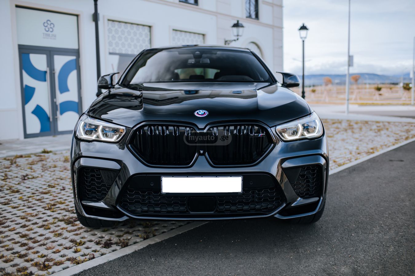 BMW X6 - фото 2