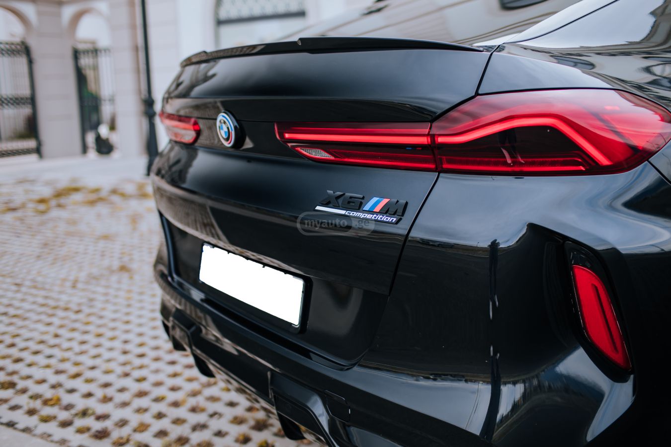 BMW X6 - фото 6