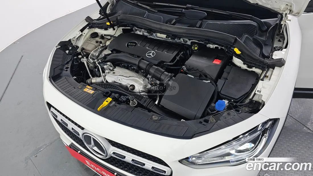 Mercedes-Benz GLA 45 AMG 2021 — миниатюра 6