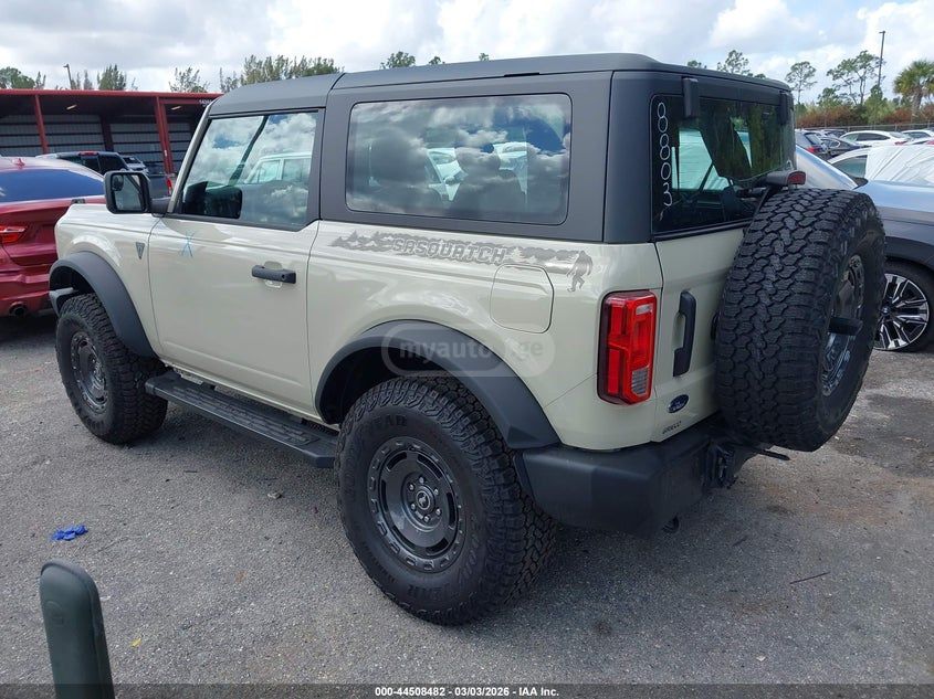 Ford Bronco - фото 3