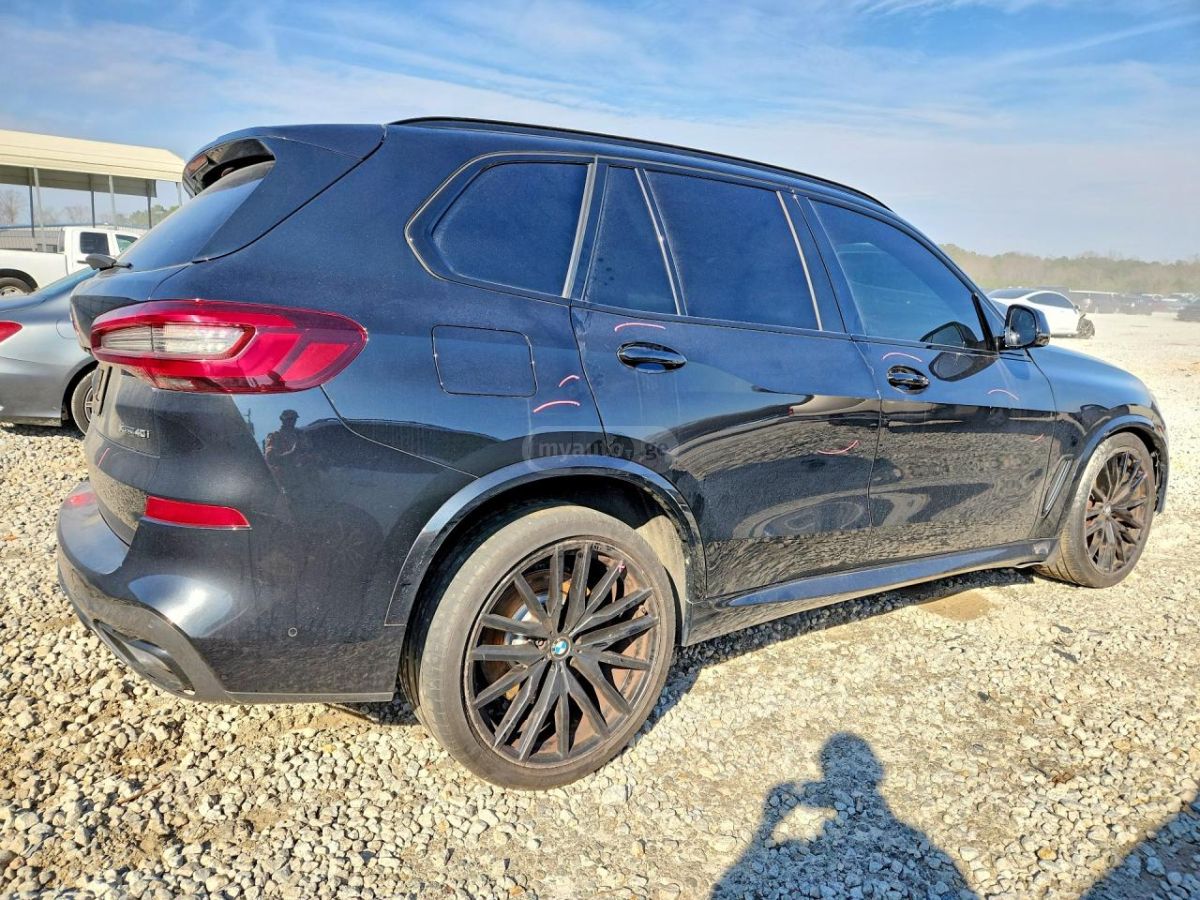 BMW X5 - фото 3