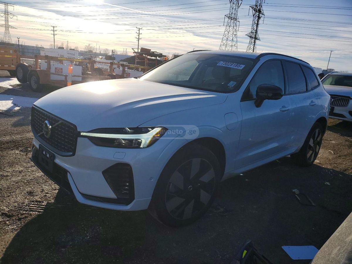 Volvo XC 60 2025 — миниатюра 1