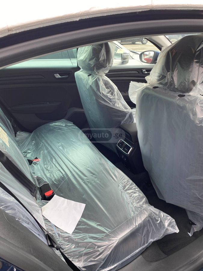 Renault Megane - фото 12