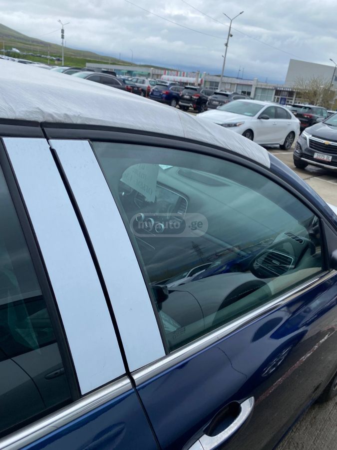 Renault Megane - фото 15