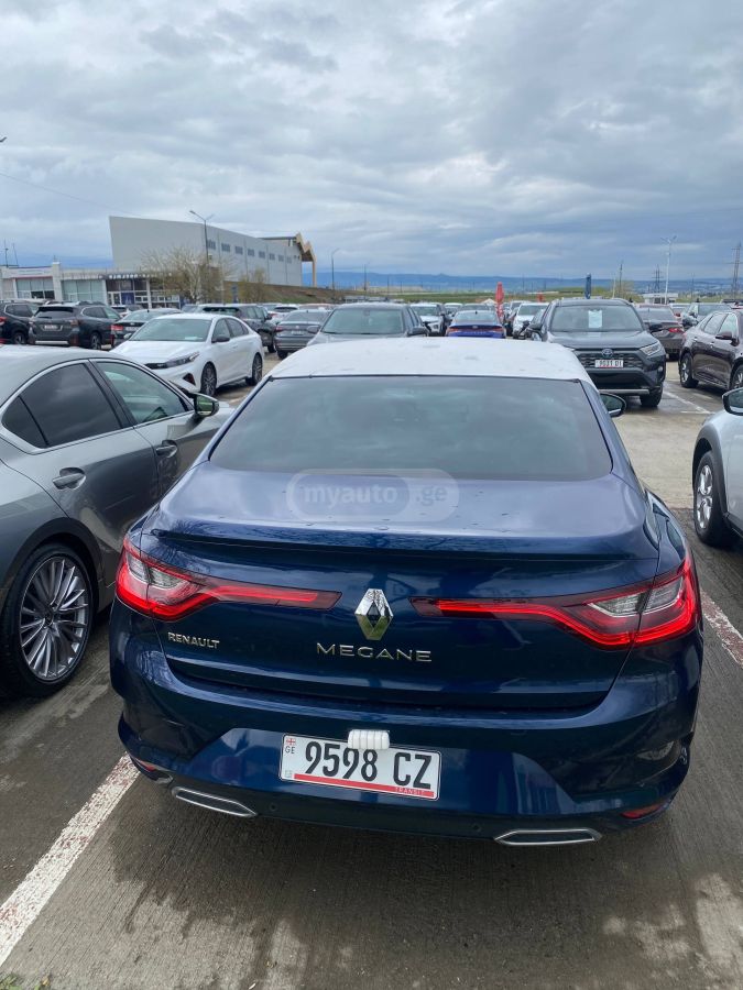 Renault Megane - фото 4