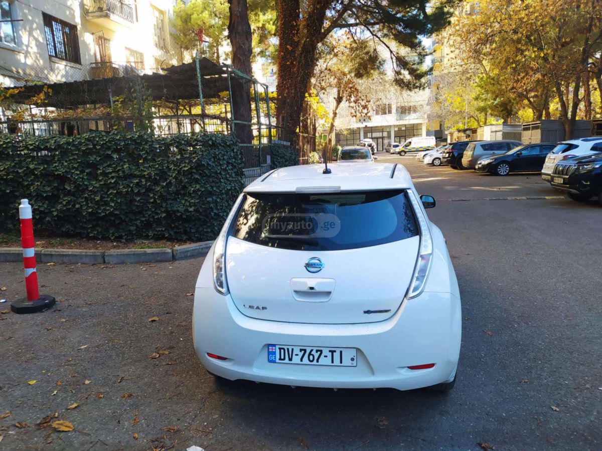 Nissan Leaf - фото 3