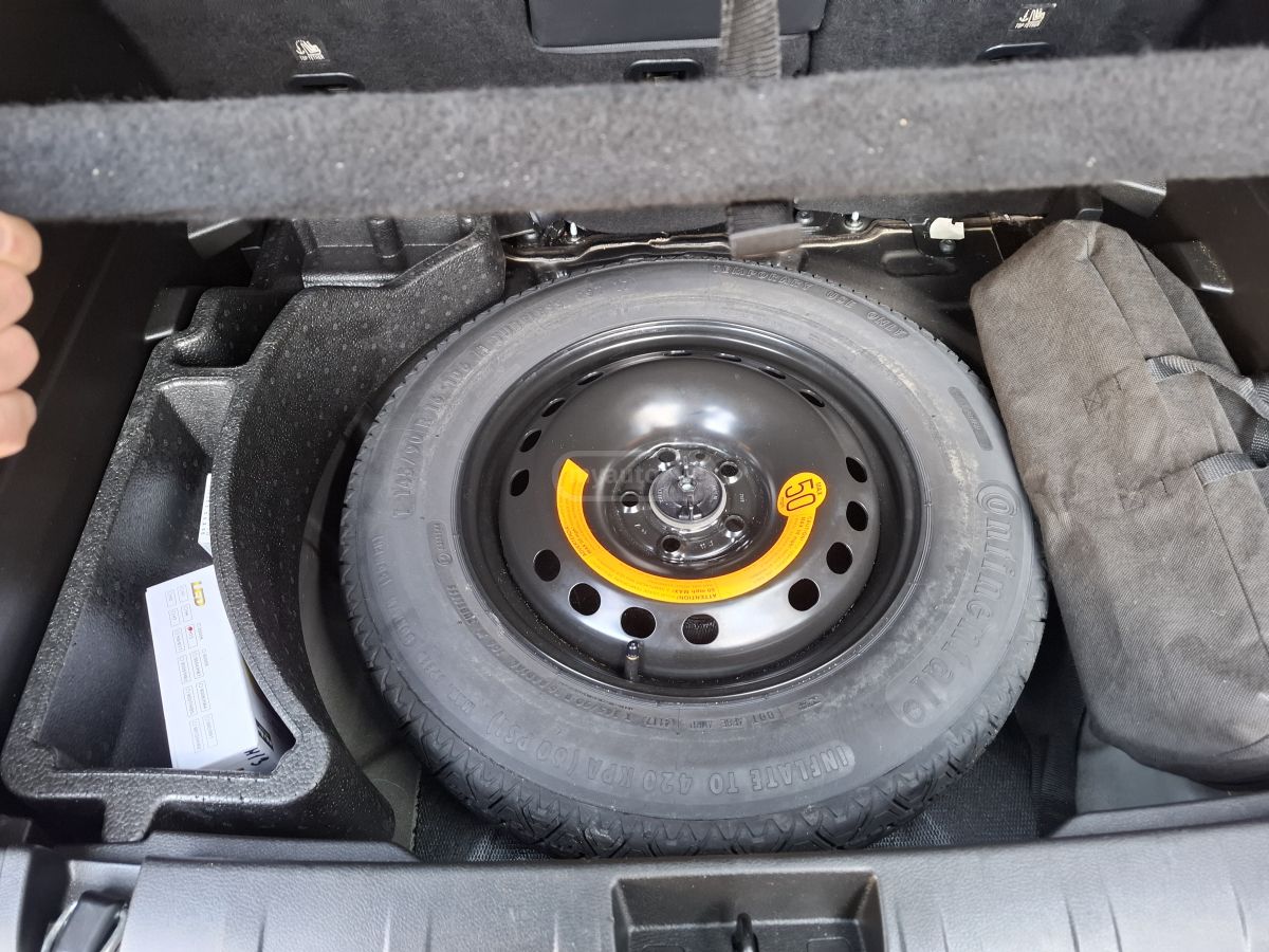 Jeep Renegade - фото 11