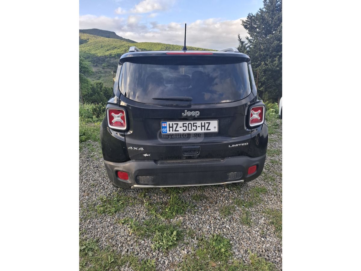 Jeep Renegade - фото 4