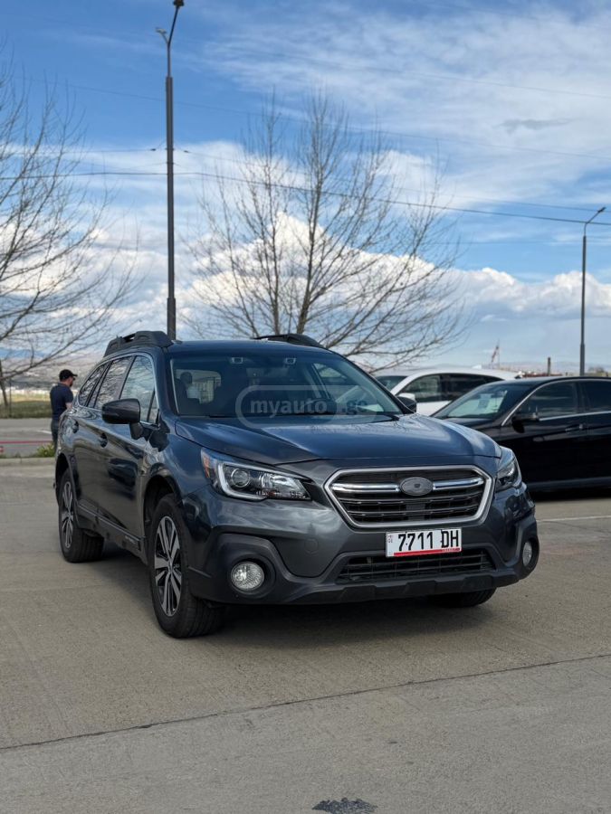Subaru Outback - фото 1