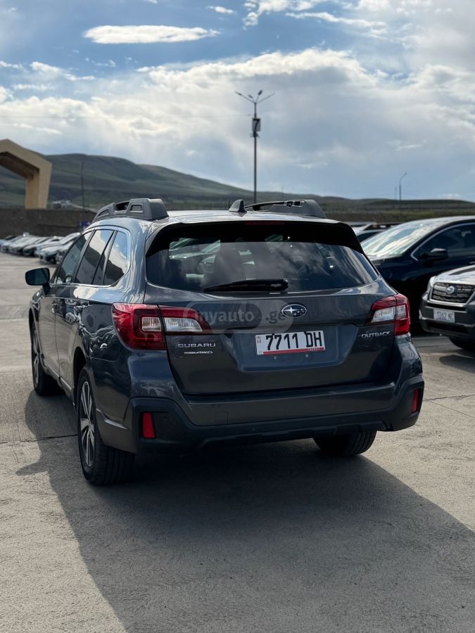 Subaru Outback - фото 9