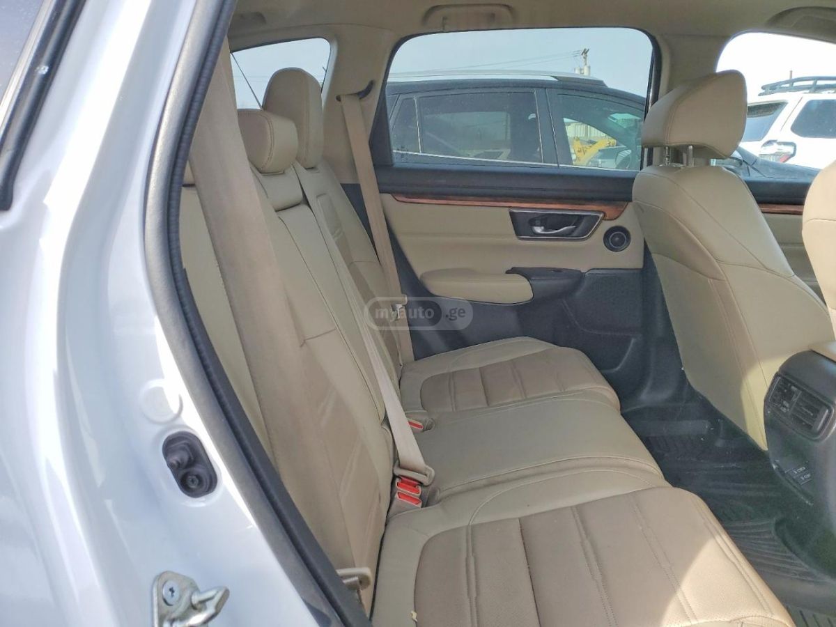 Honda CR-V - фото 11