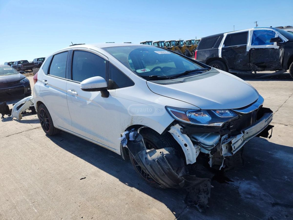 Honda FIT - фото 4