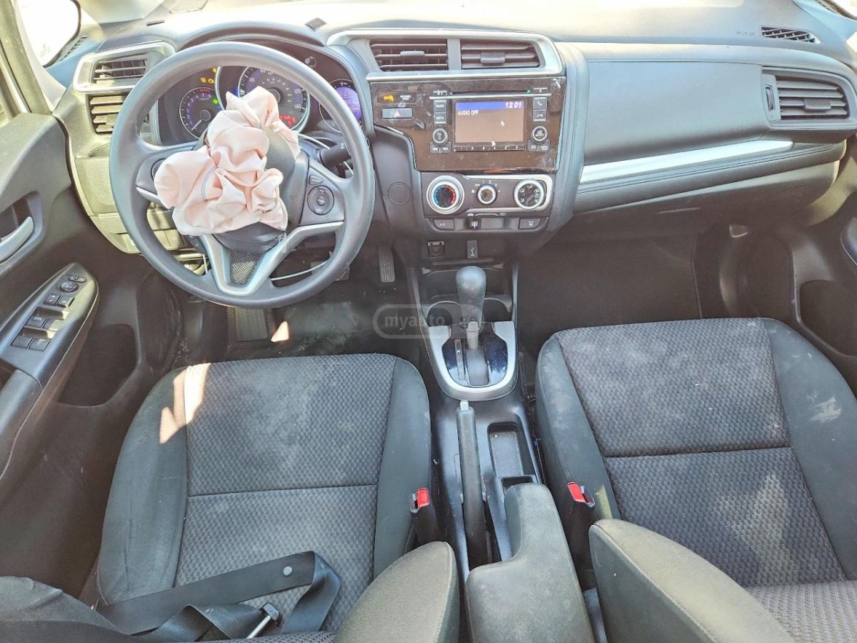 Honda FIT - фото 8