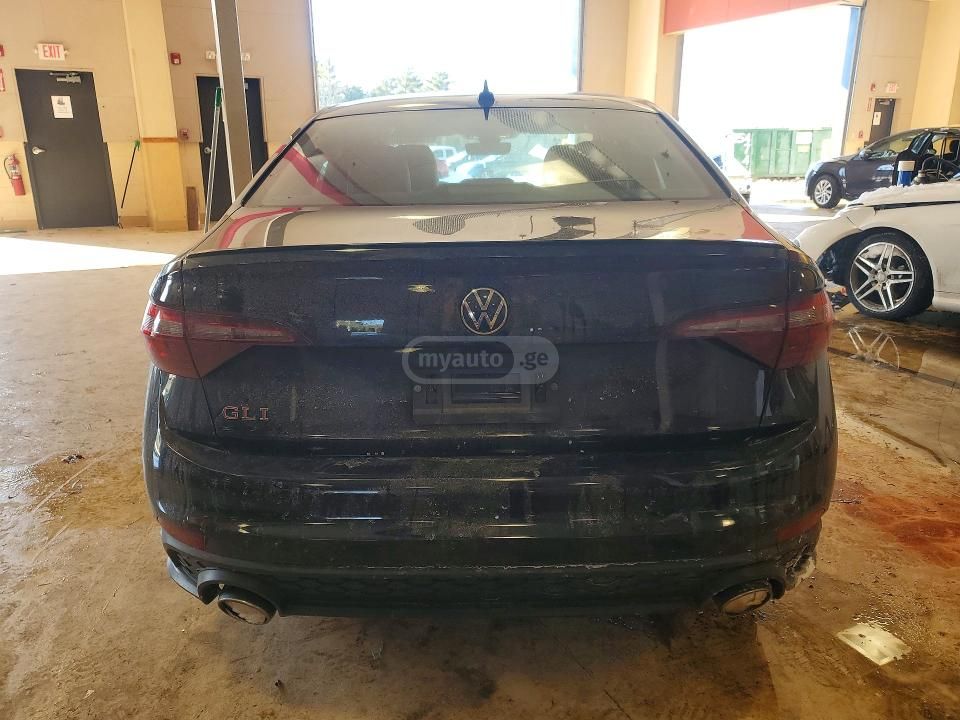 Volkswagen Jetta 2023 — миниатюра 6