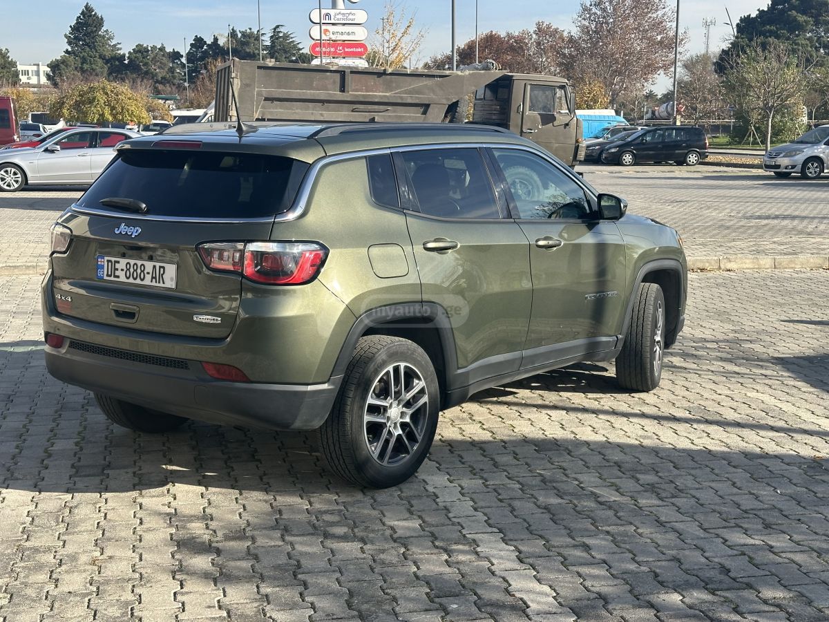 Jeep Compass - фото 4