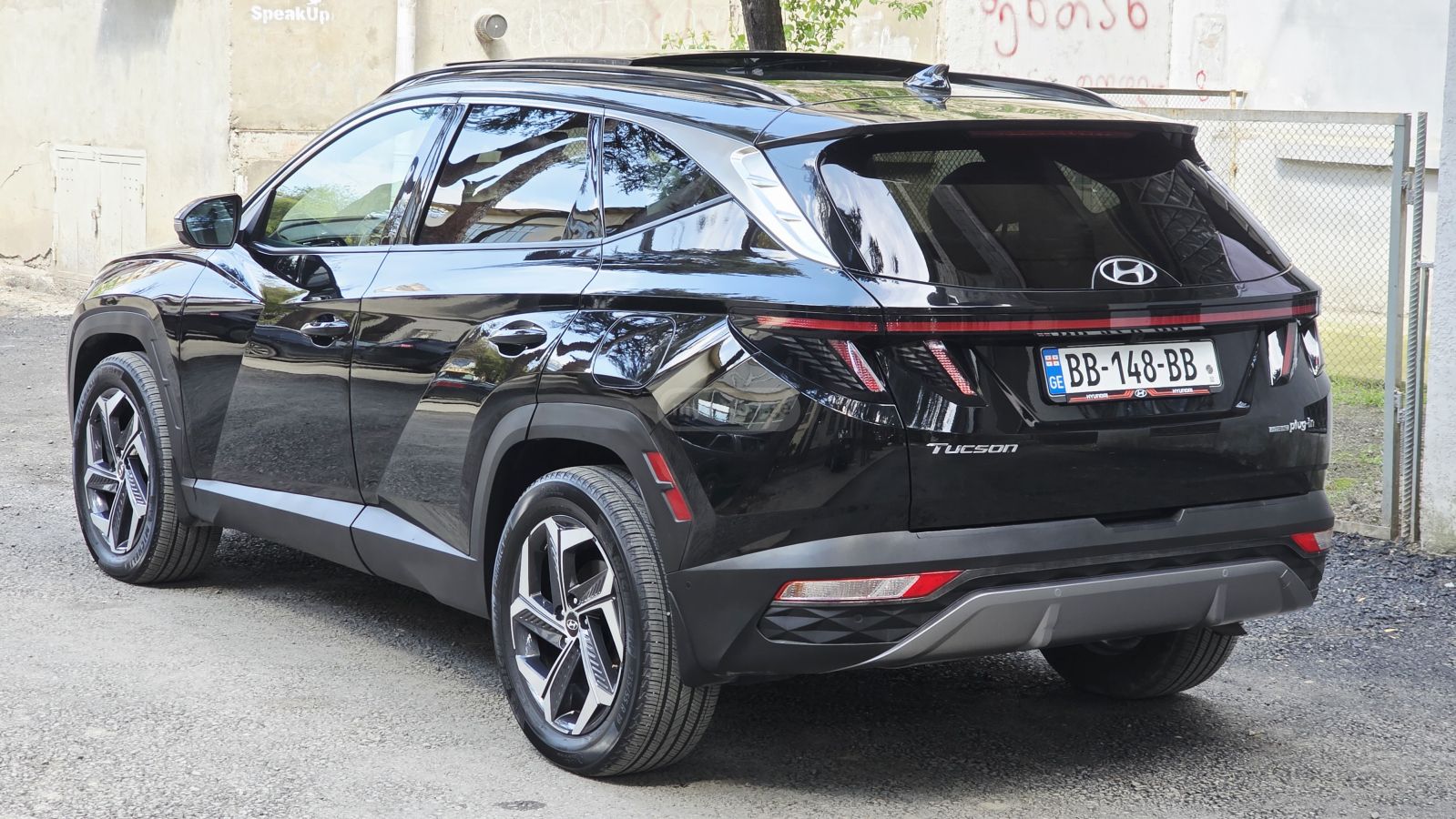 Hyundai Tucson - фото 1