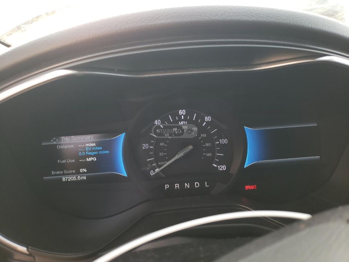 Ford Fusion - фото 9