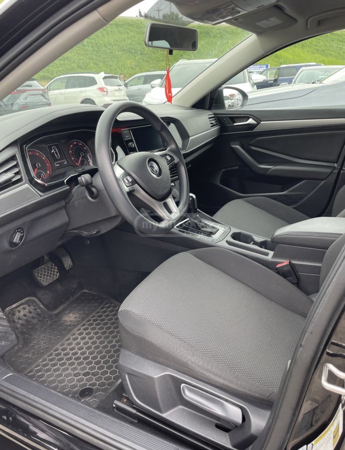 Volkswagen Jetta - фото 5