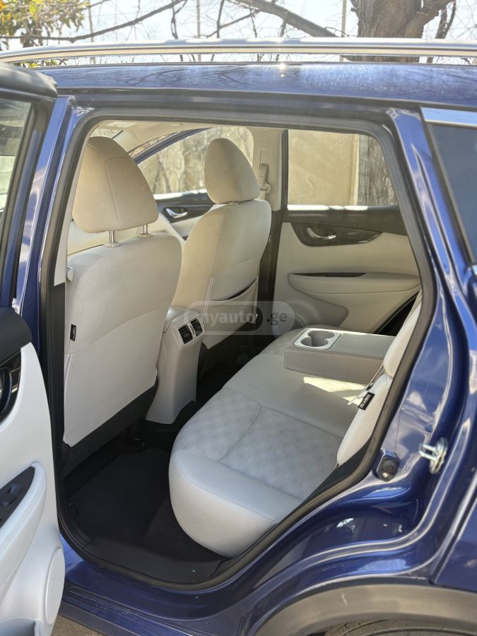 Nissan Rogue Sport SL 4dr All-Wheel Drive CVT 2022 — миниатюра 15