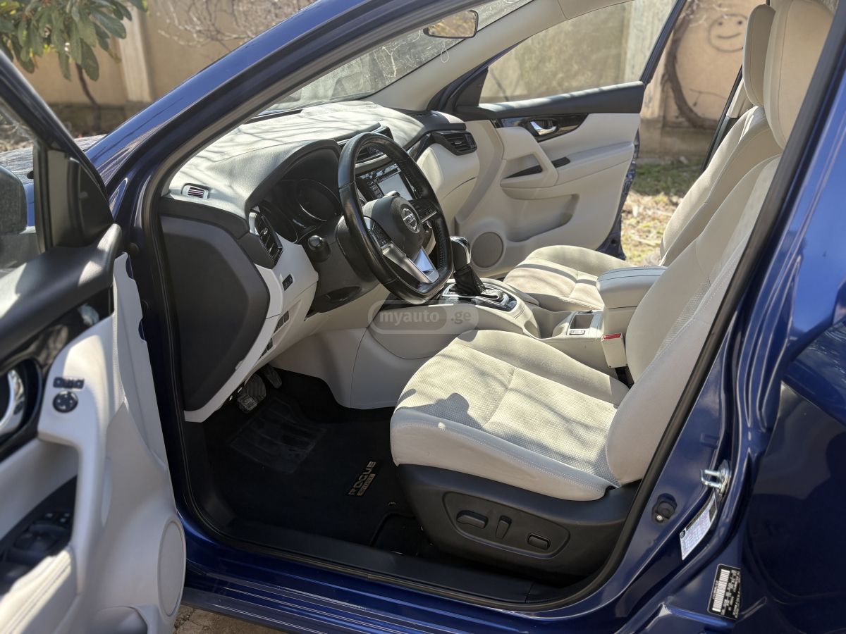 Nissan Rogue Sport SL 4dr All-Wheel Drive CVT 2022 — миниатюра 9